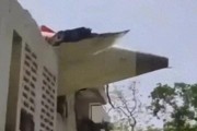 日喀则印度一波音787客机坠毁机上242人、地面5名学生遇难！我驻印度使馆：机上无中国籍乘客